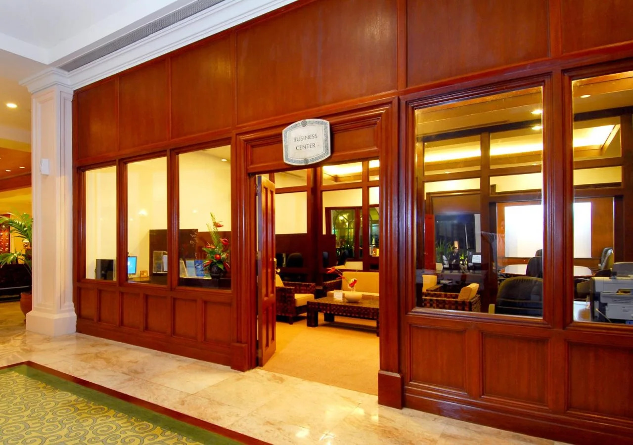 Photo - Waterfront Airport Hotel and Casino