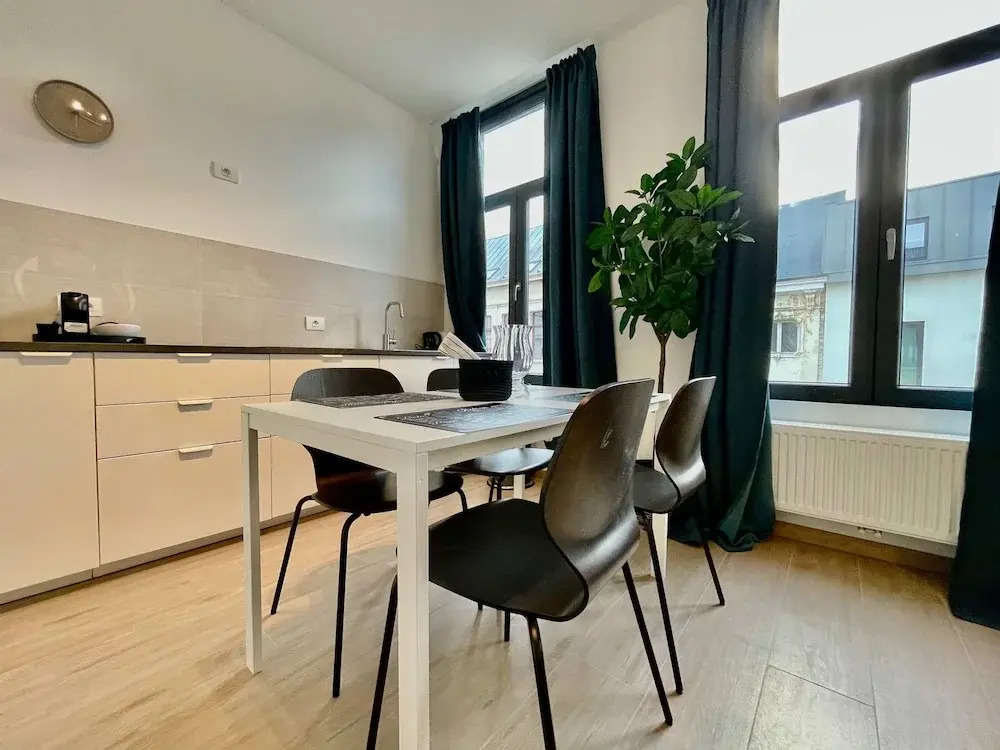 Photo - OneLuxStay near Fashion District