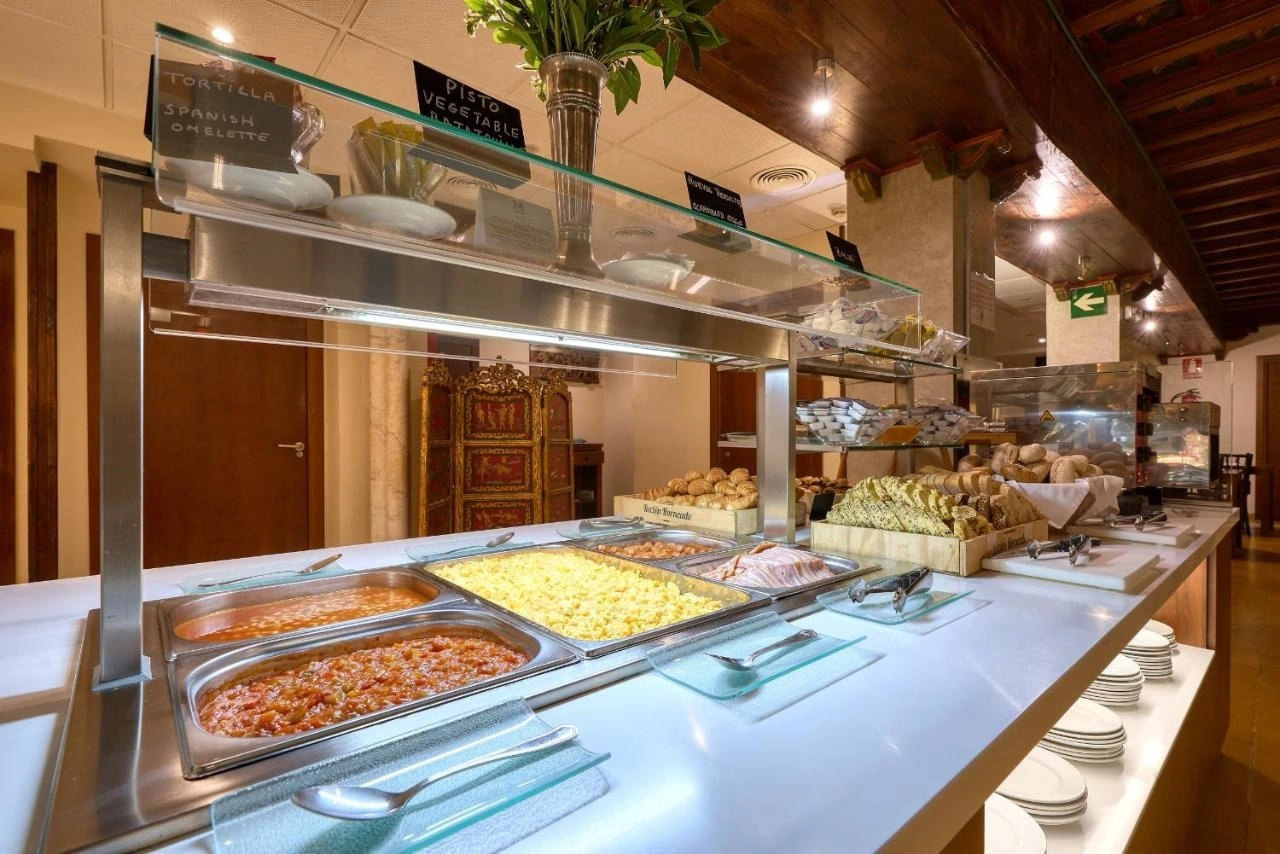 Photo - Hotel Murillo