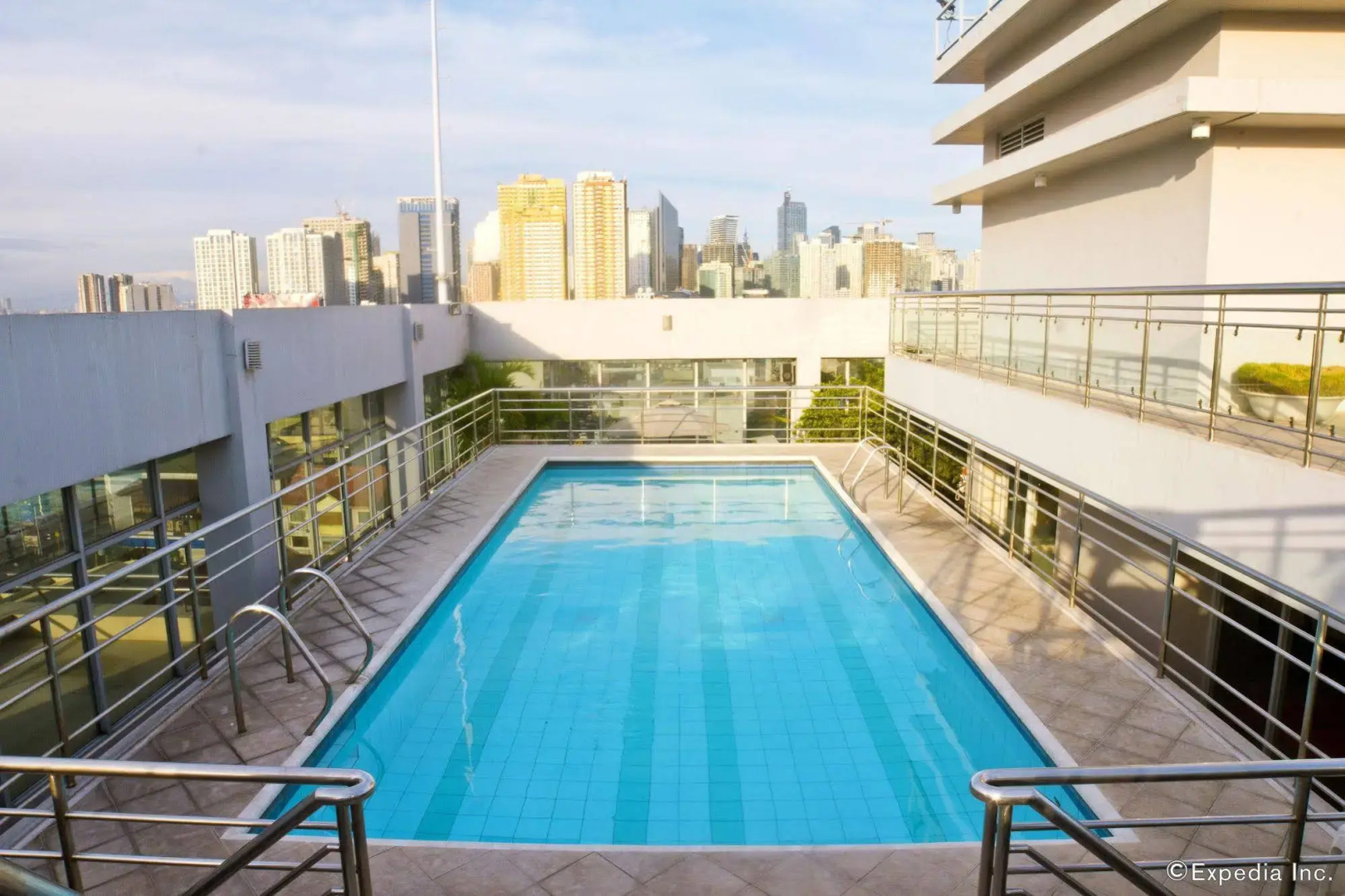 Foto - Herald Suites Solana