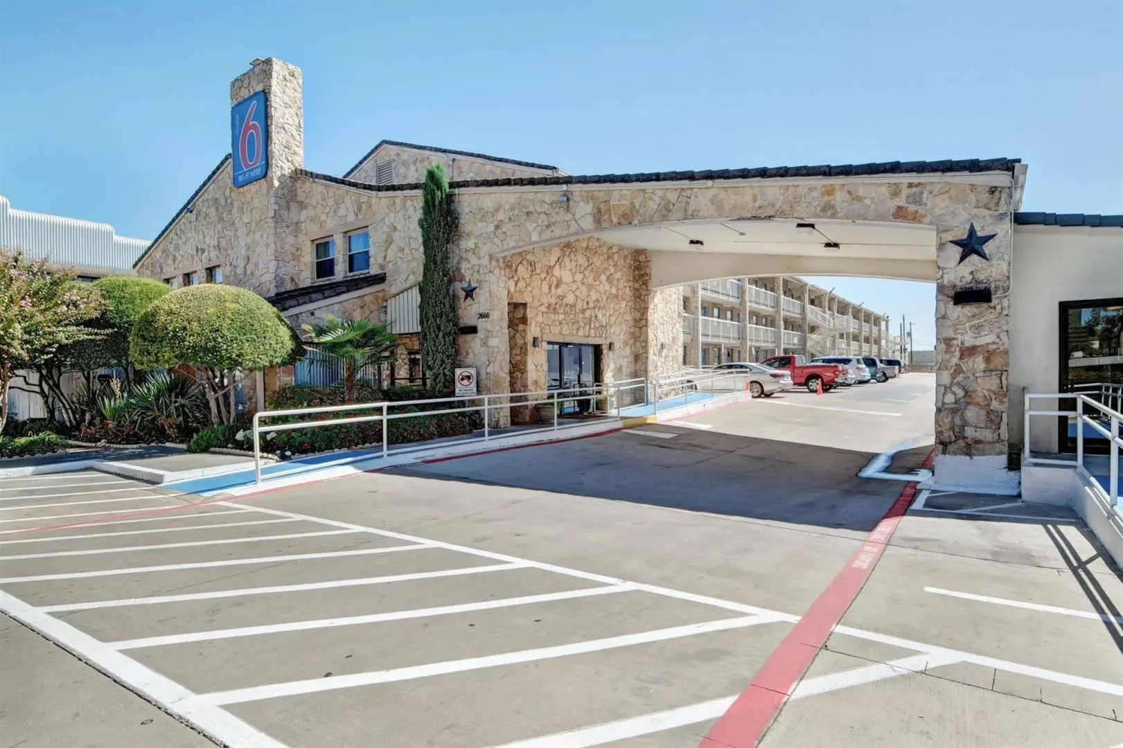 Photo - Motel 6 Dallas, TX - Forest Lane