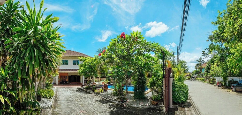 Photo - Private Residence Hosted by Sasithorn