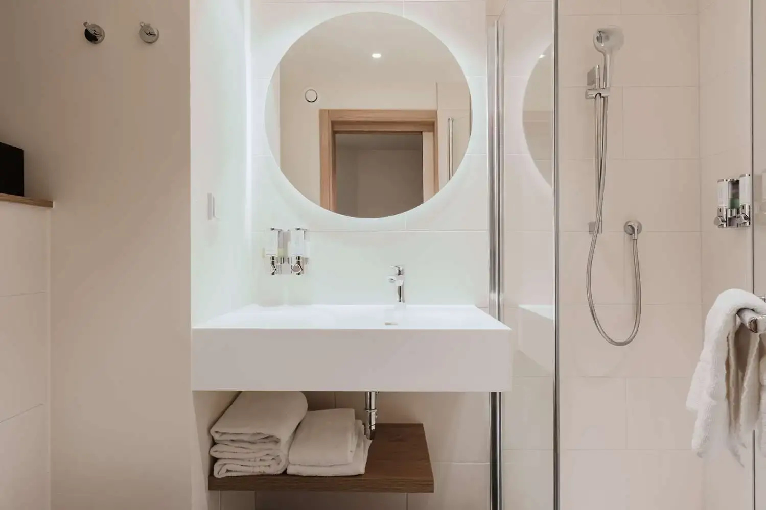 Photo - Hampton By Hilton Vienna City West