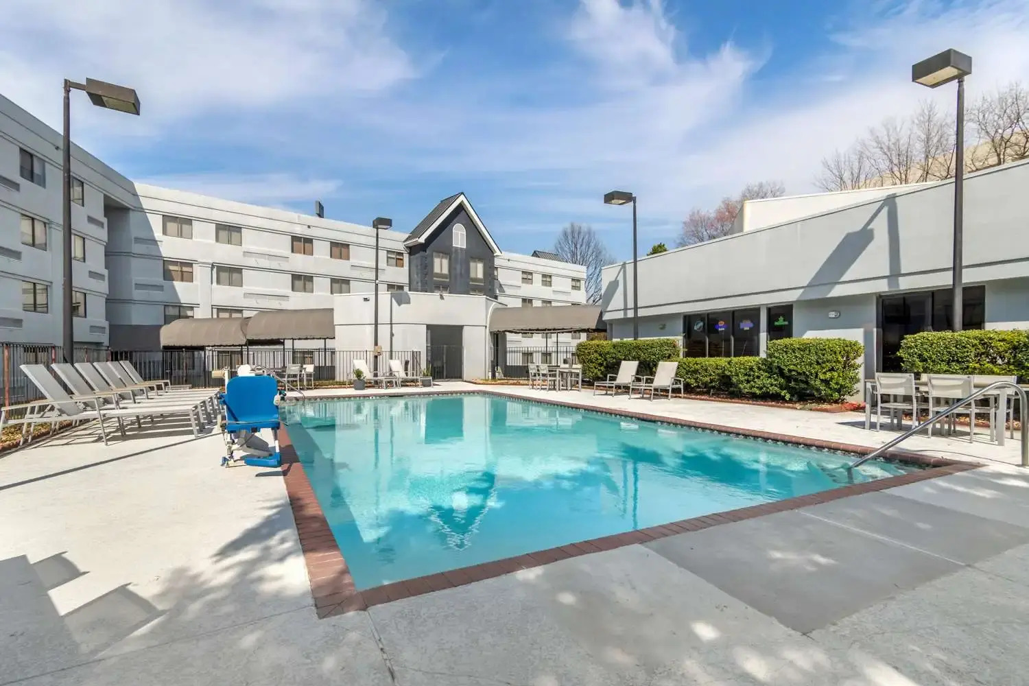 Photo - Country Inn & Suites by Radisson, Atlanta Airport South, GA