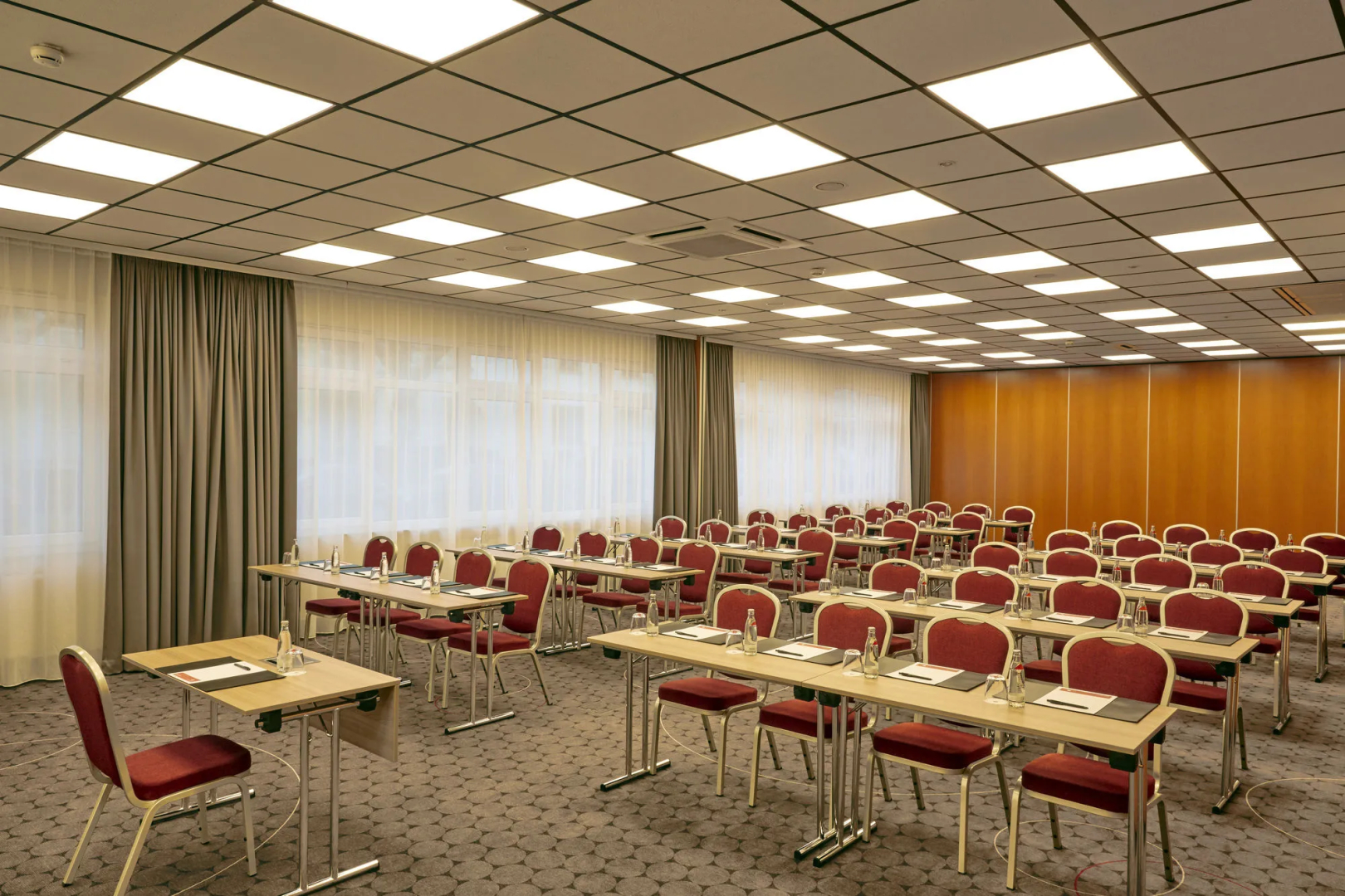Photo - H+ Hotel Darmstadt