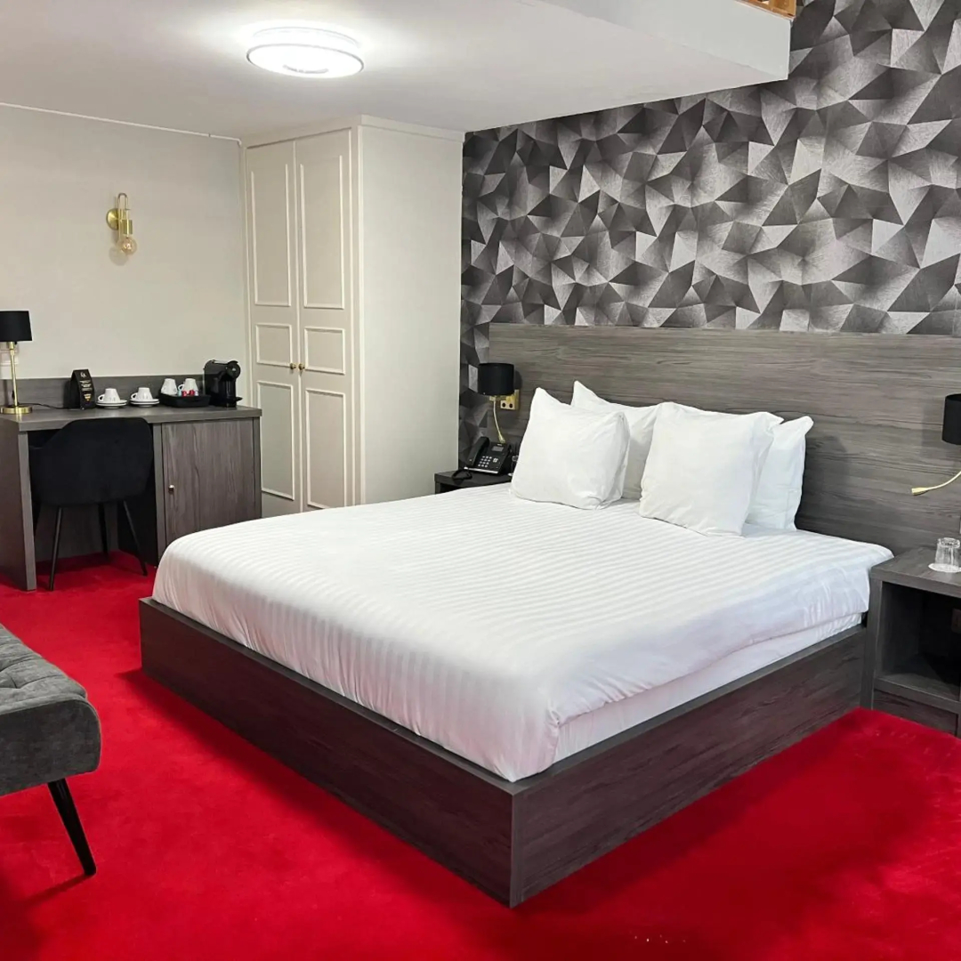 Photo - La Bourse Hotel
