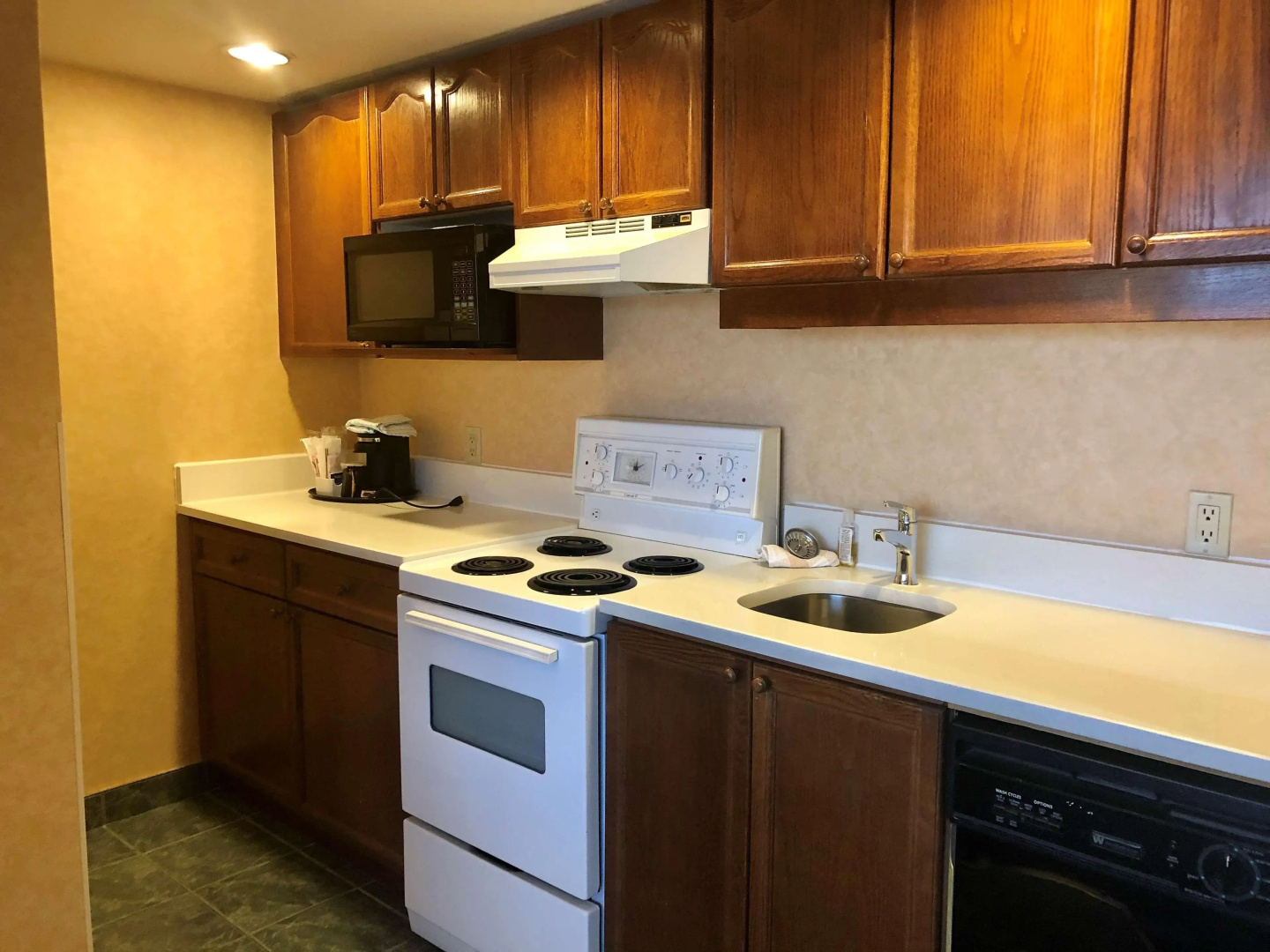 Photo - Best Western Plus Suites Downtown