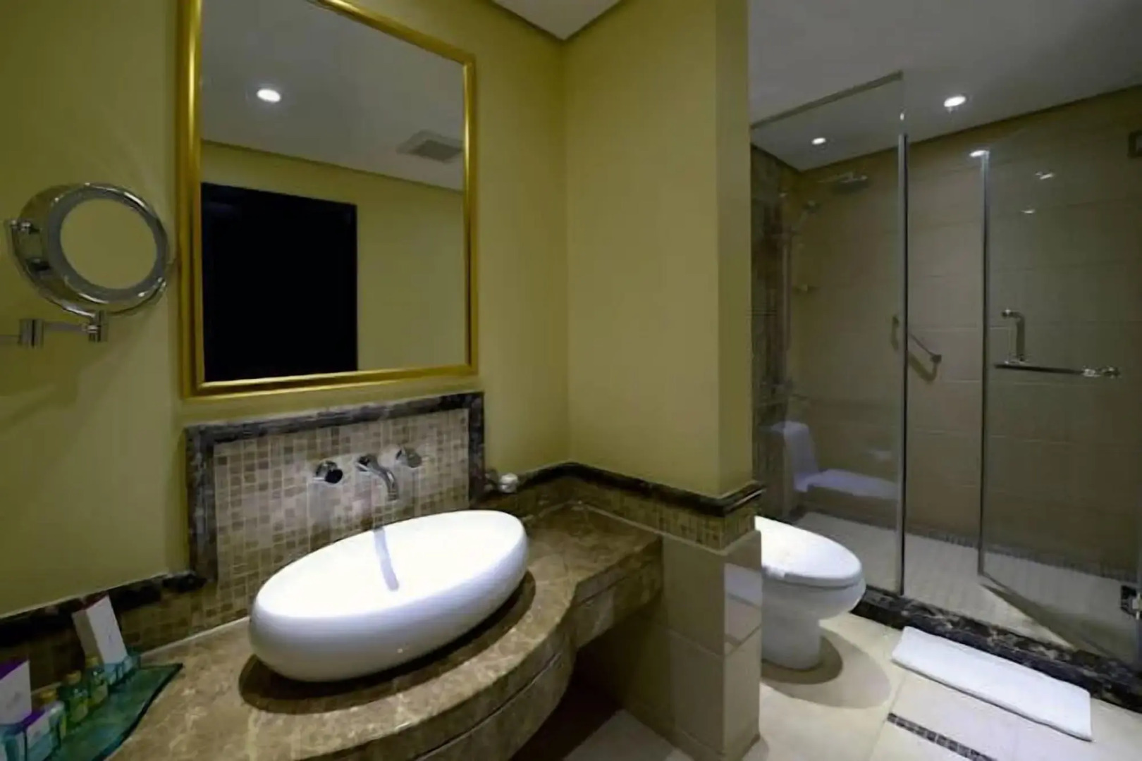 Photo - Boudl Al Woroud