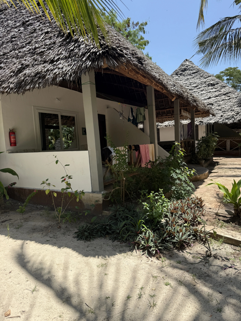 Photo - Mbuyuni Beach Village - Bungalows