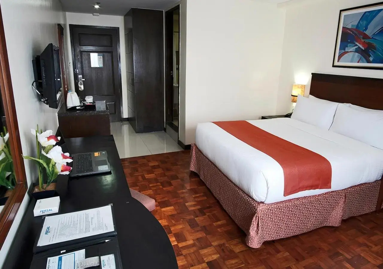 Foto - Fersal Hotel Neptune Makati