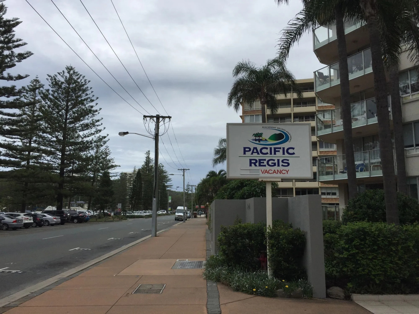 Foto - Pacific Regis Apartments