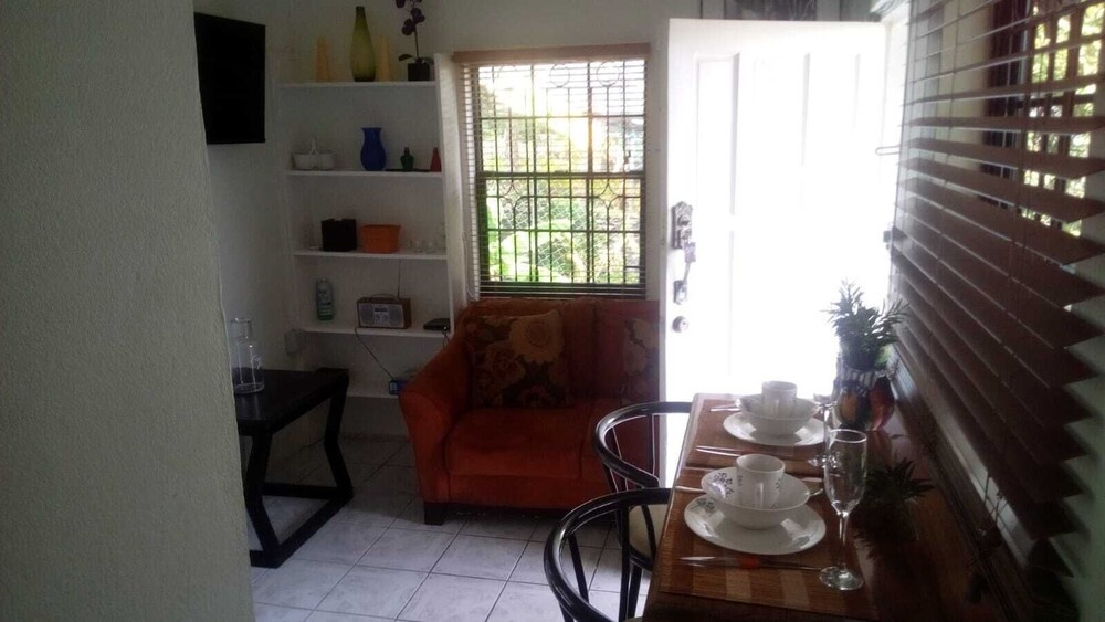 Henrietta's Seaview Studio