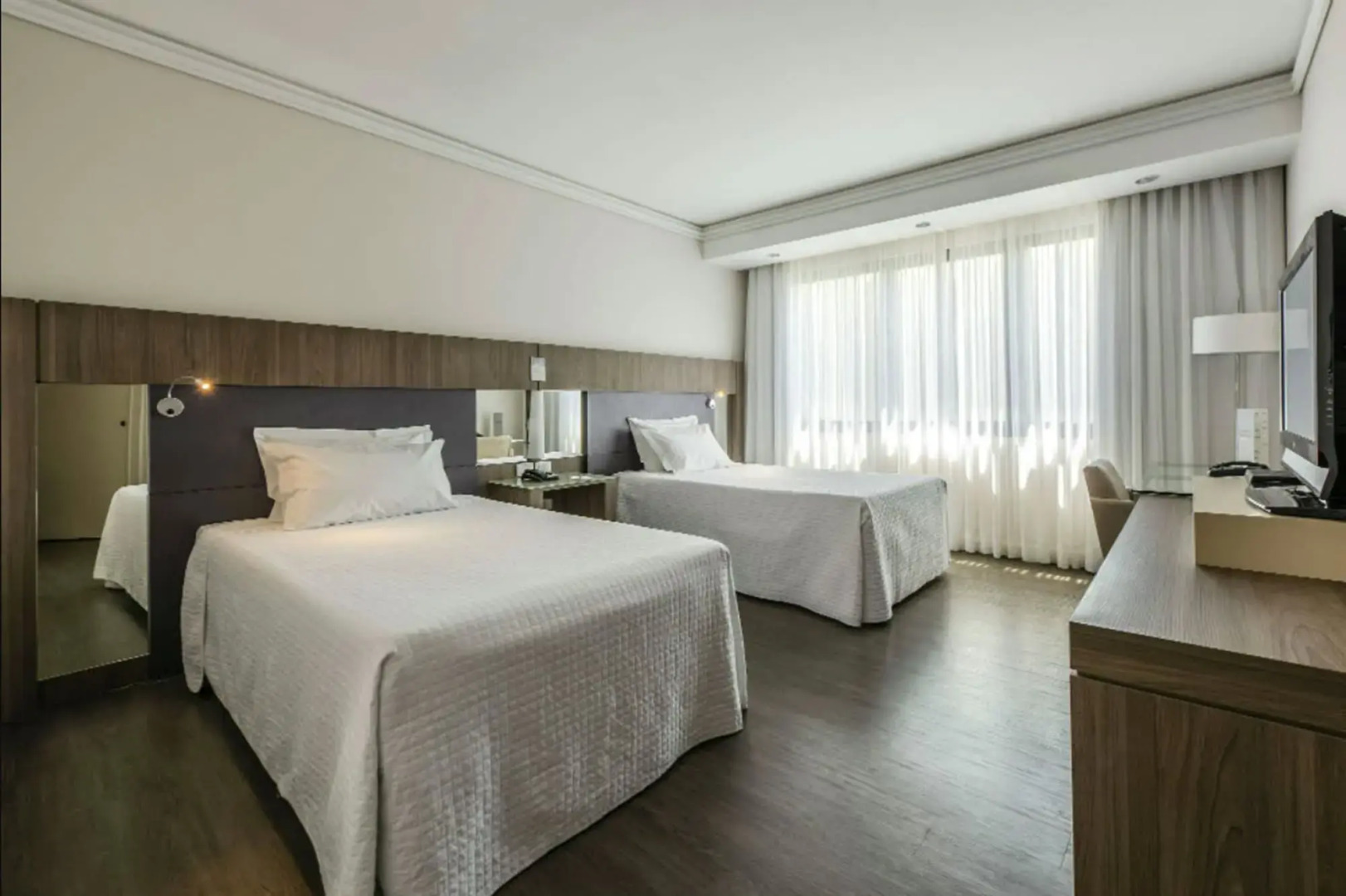 Foto - Grand Mercure Curitiba Rayon