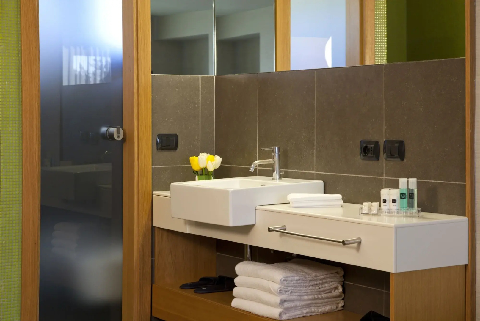 Photo - Hotel Zone