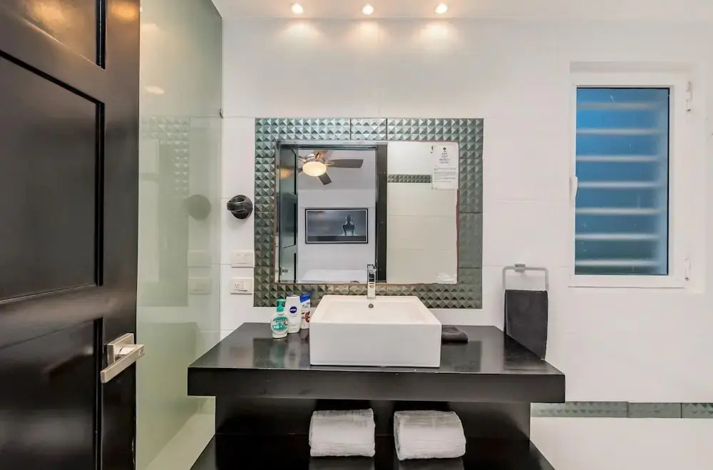 Foto - VILLA PANDORA BEACH FRONT ViLLA WITH CHEF GAME ROOM POOL