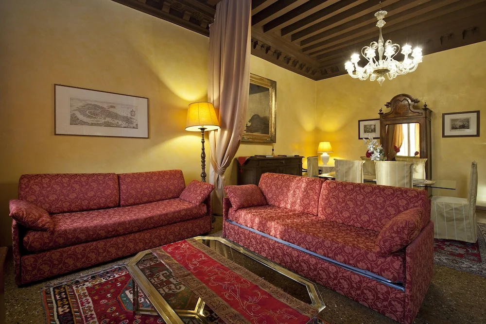 Photo - Palazzo Odoni