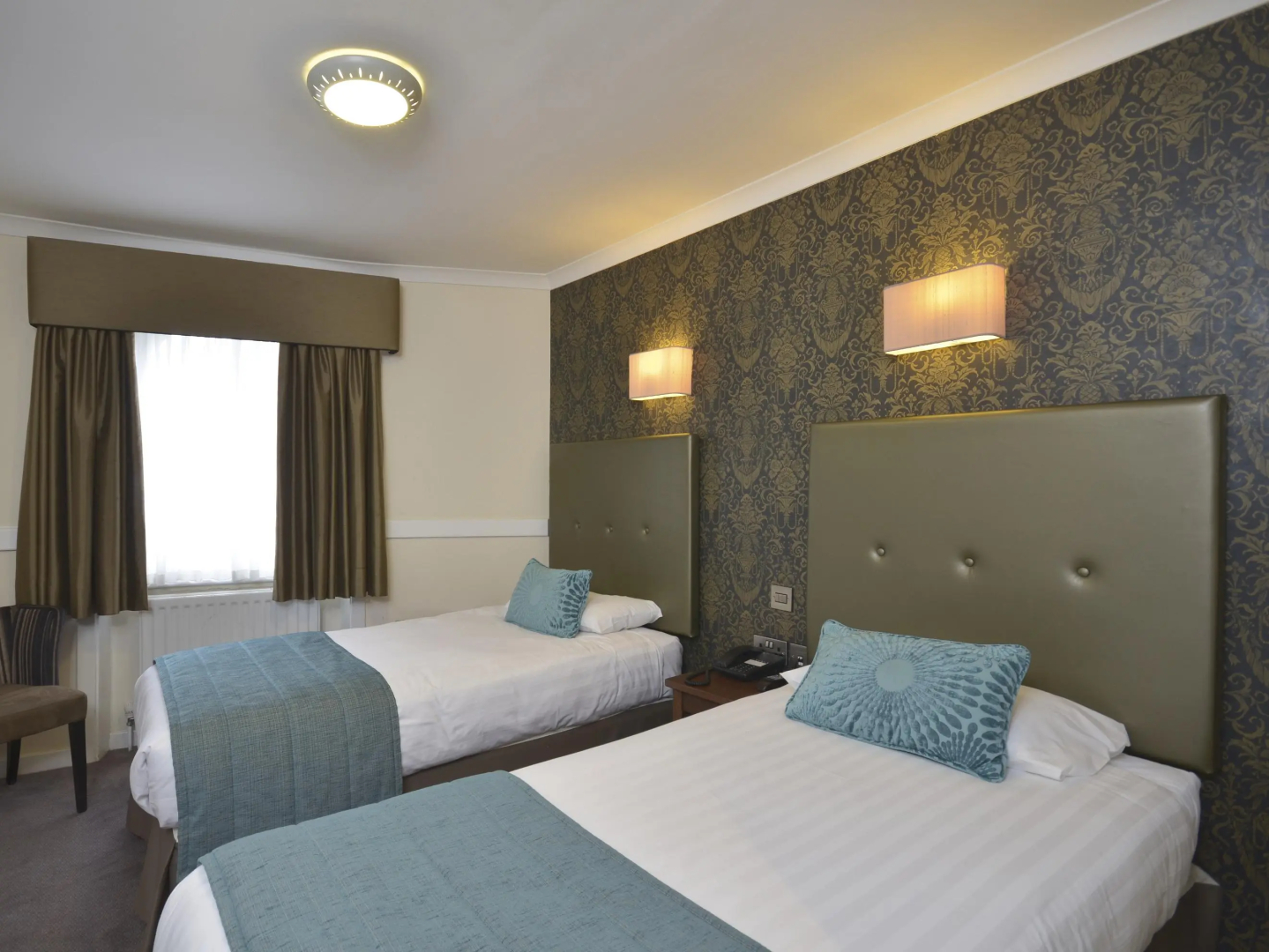 Photo - Princes Square Hotel
