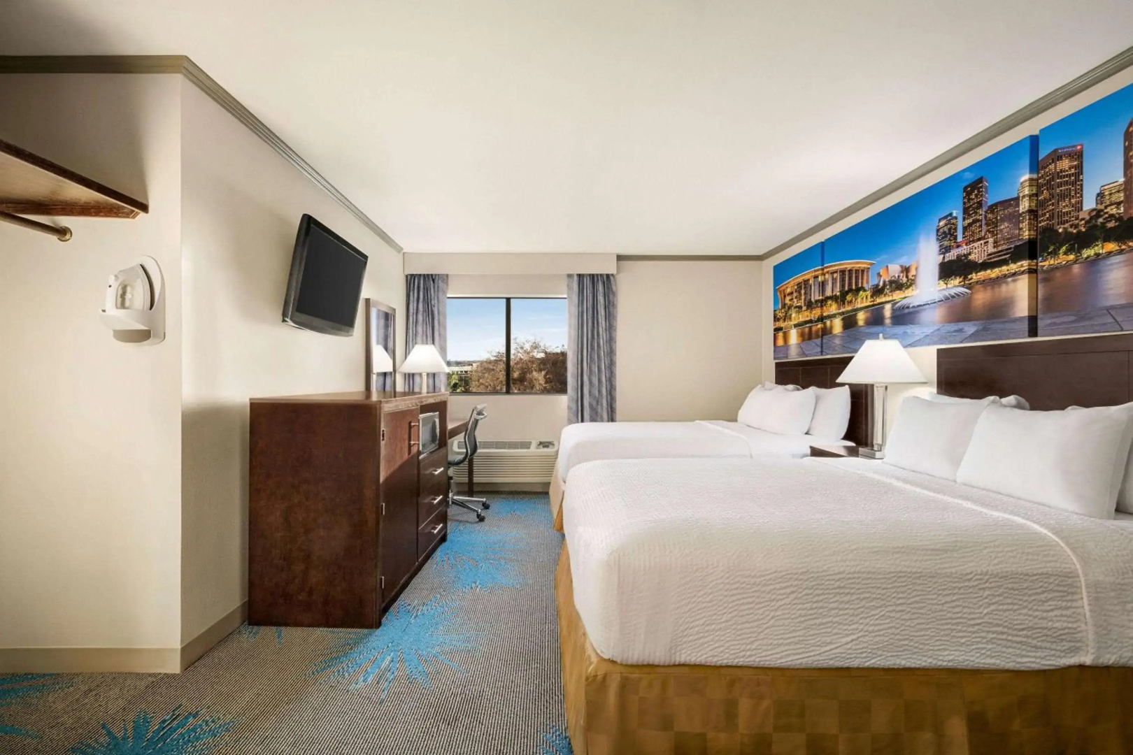 Photo - EVEN Hotel Miami - Airport by IHG