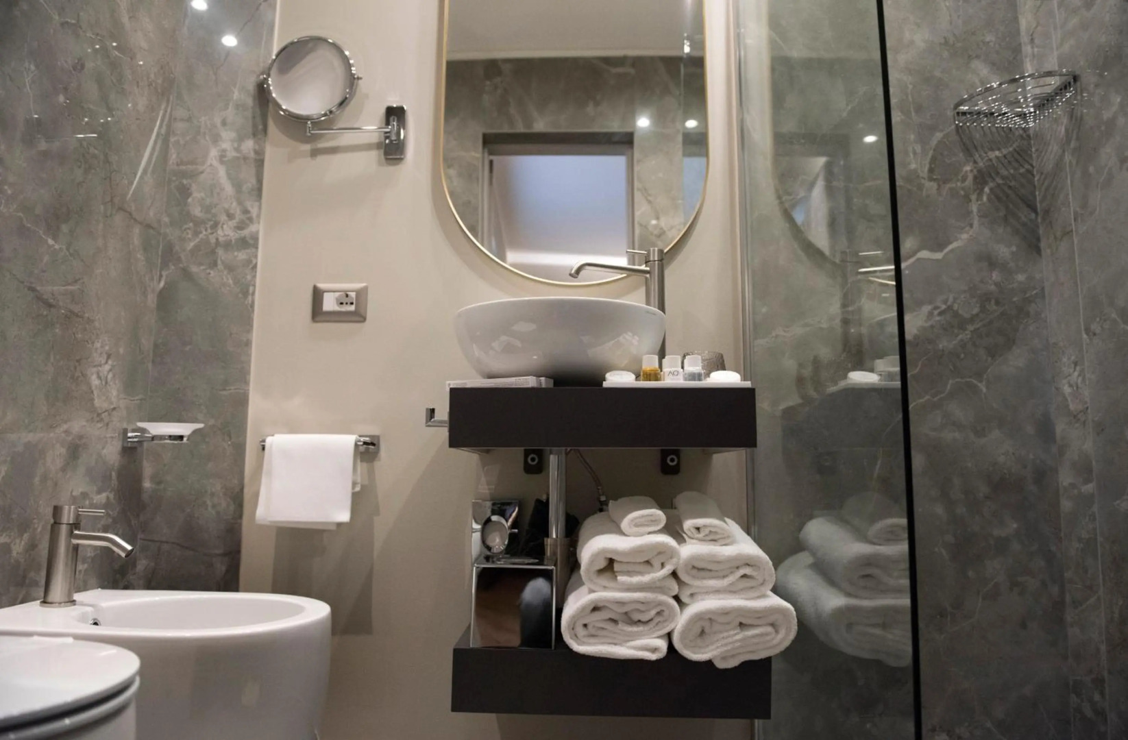 Foto - Al Pantheon Con Thomas Mann