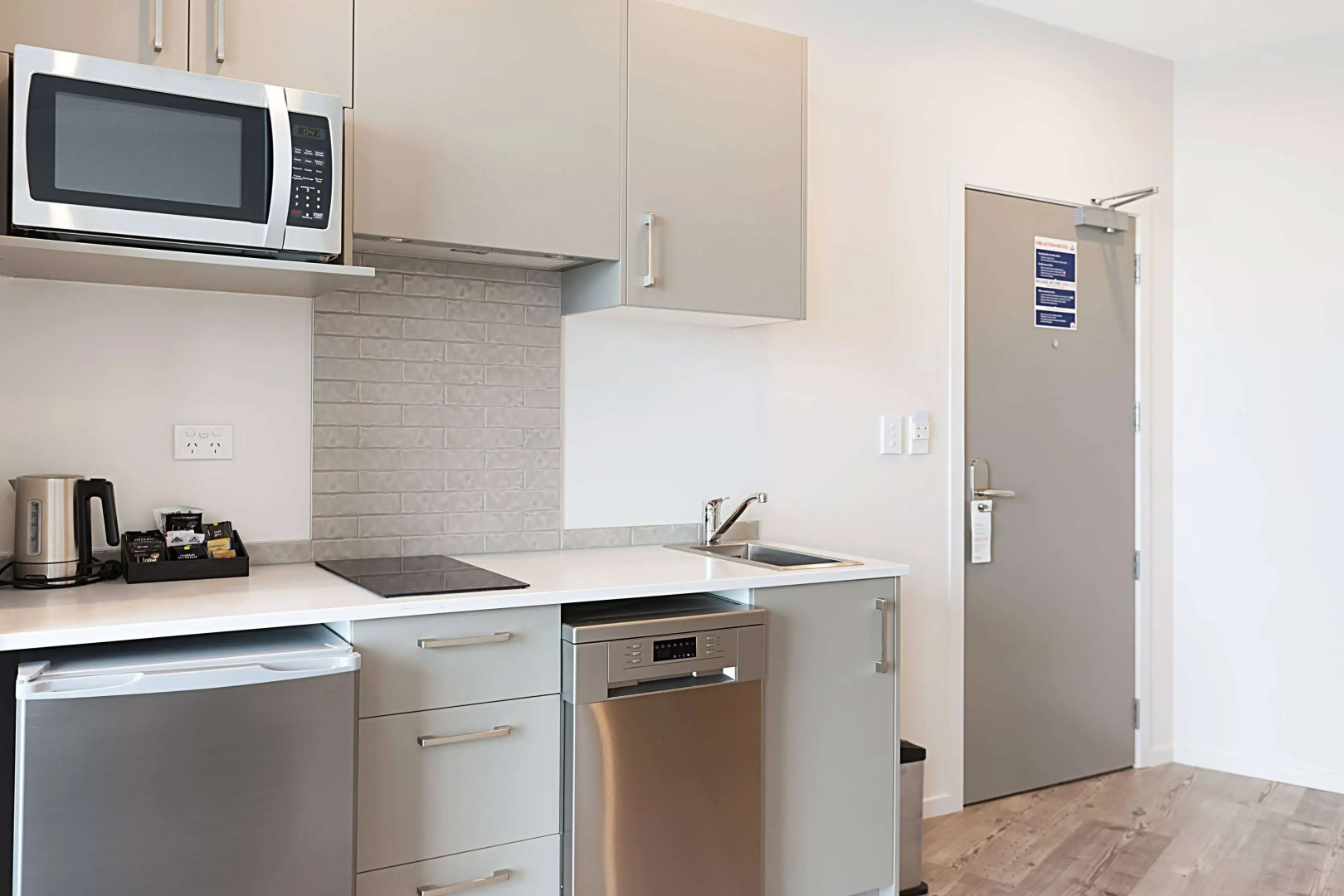 Foto - Ramada Suites By Wyndham Victoria Street West