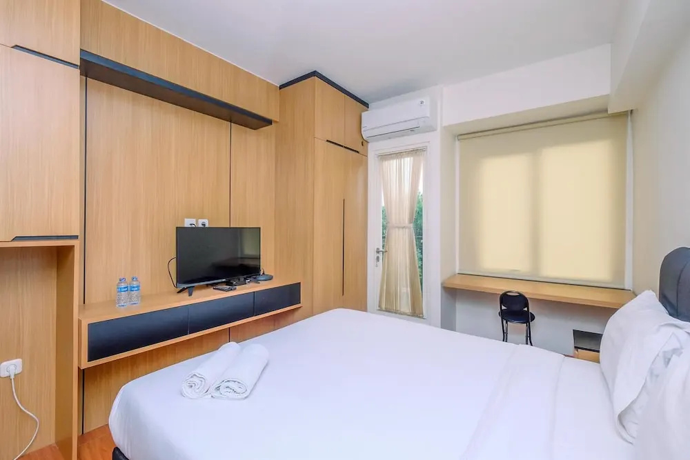 Nice and Fancy Studio Apartment at Podomoro Golf View