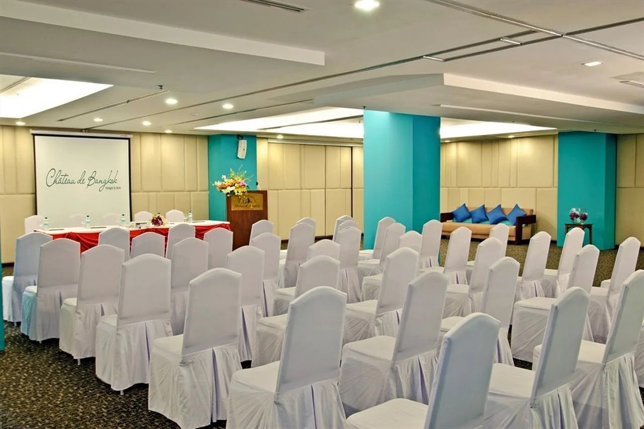 Photo - Radisson Hotel Chateau de Bangkok