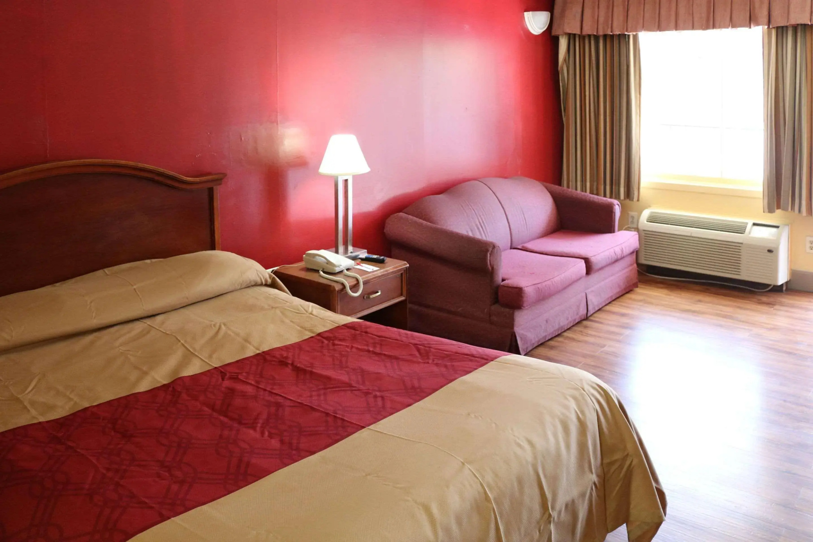 Photo - Econo Lodge Charlotte Airport Area