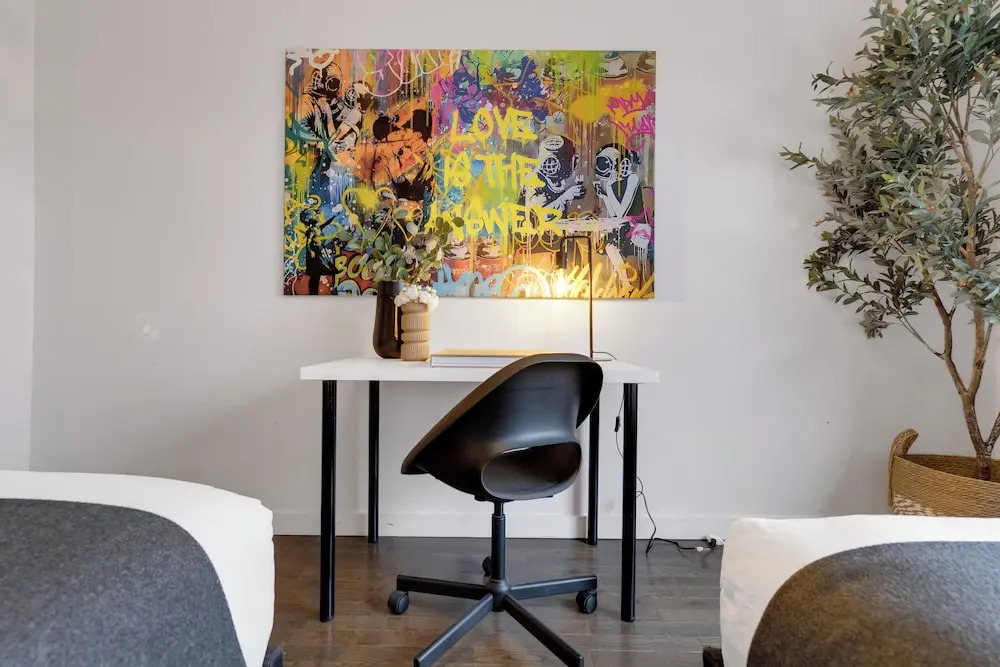 Photo - LiV MTL Avenue