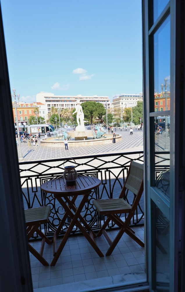 Photo - Hotel De La Mer