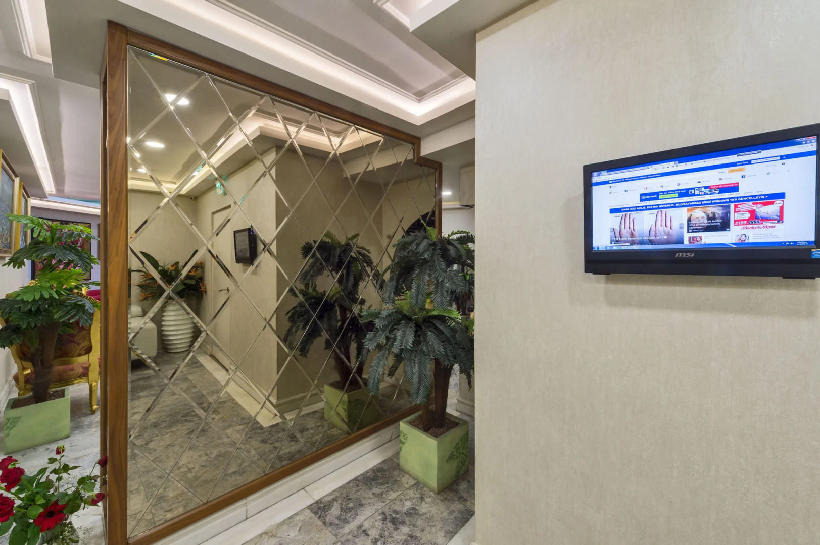 Photo - Darkmen Hotel 2