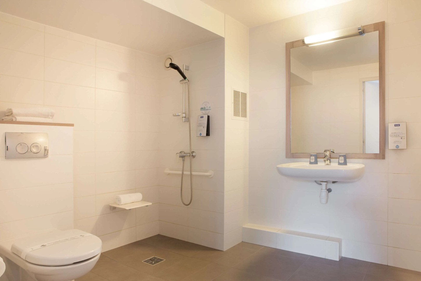 Foto - Kyriad Paris Est - Bois de Vincennes