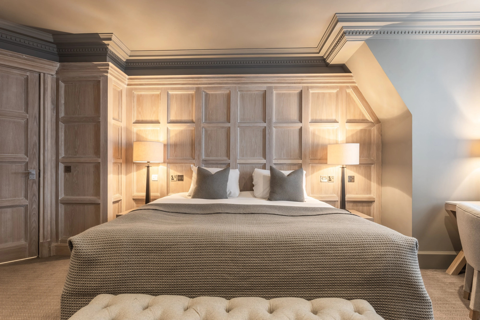Photo - The Scotsman Hotel
