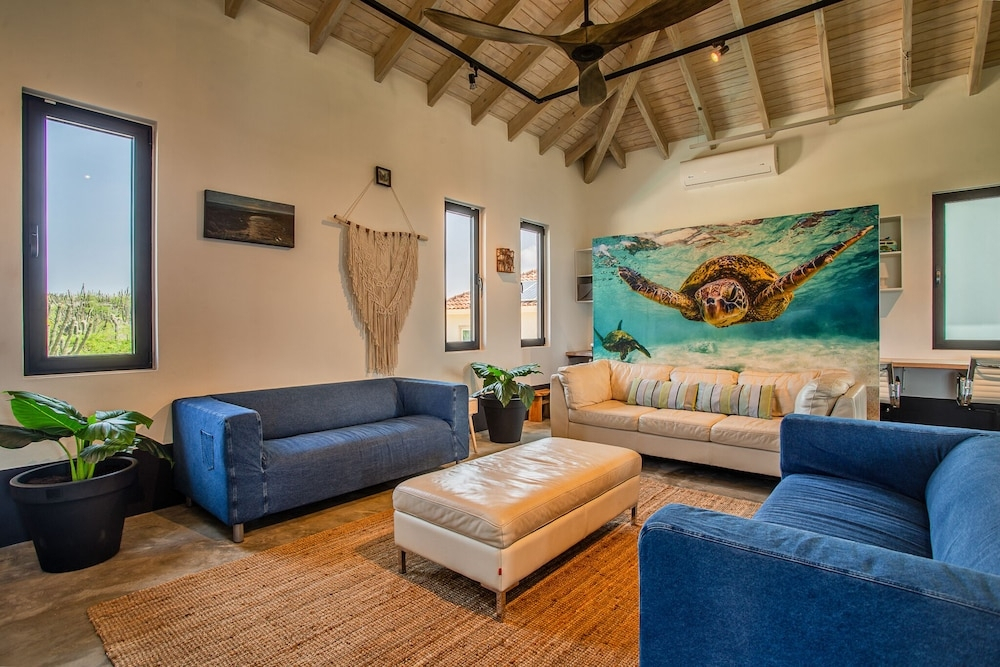 Photo - Luxurious OCEAN VIEW Getaway