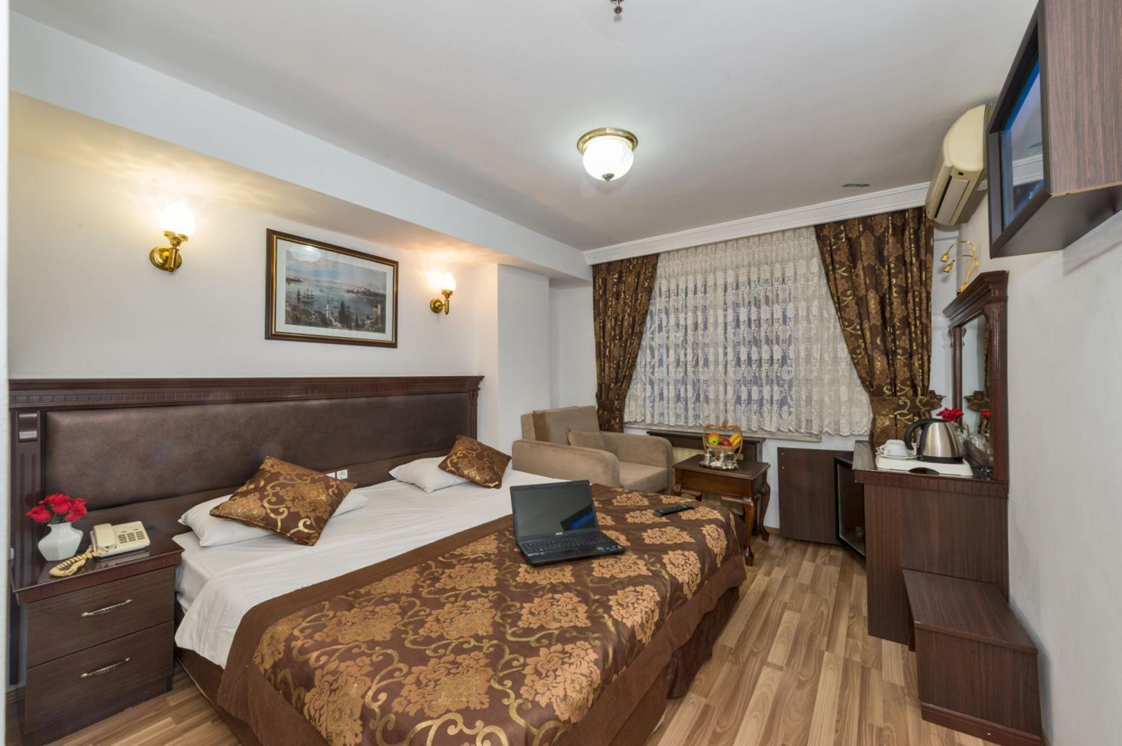 Foto - Kuran Hotel International