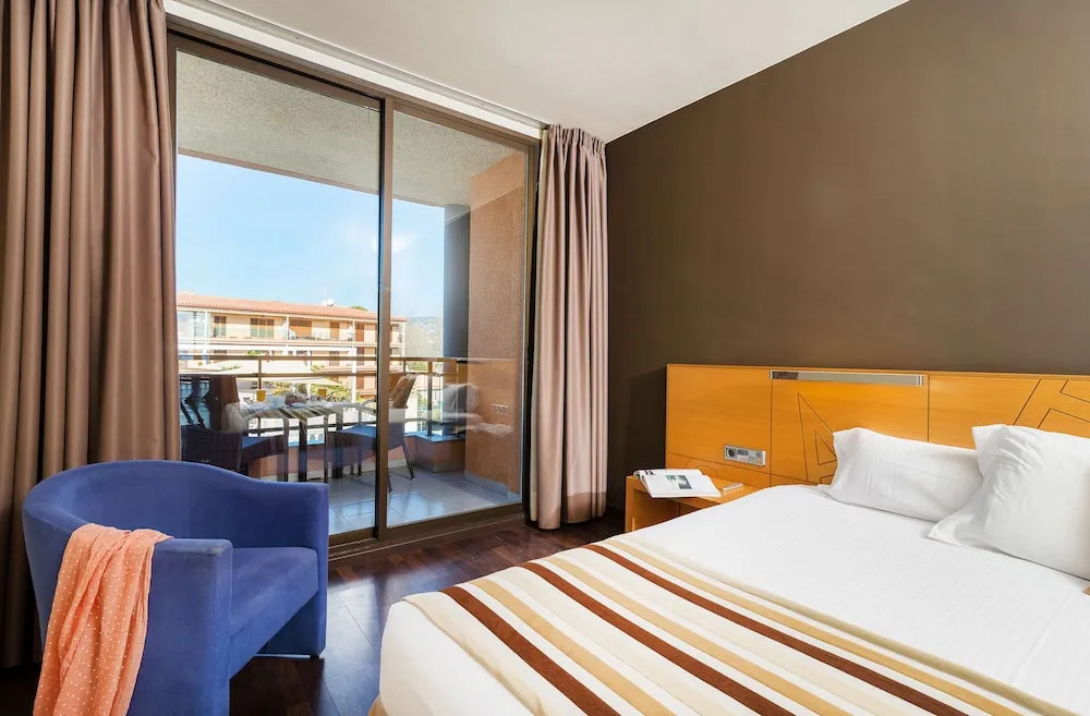 Photo - Hotel Restaurant Sant Pol