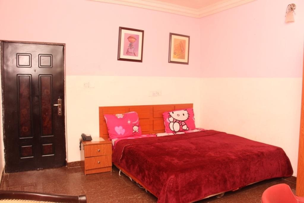 K-Kryxtal Suites