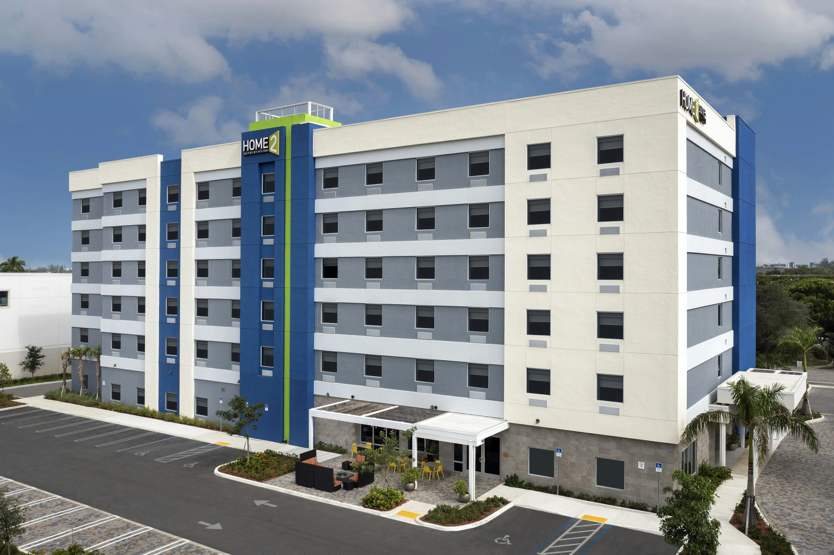 Photo - Home2 Suites by Hilton Miami Doral West Airport