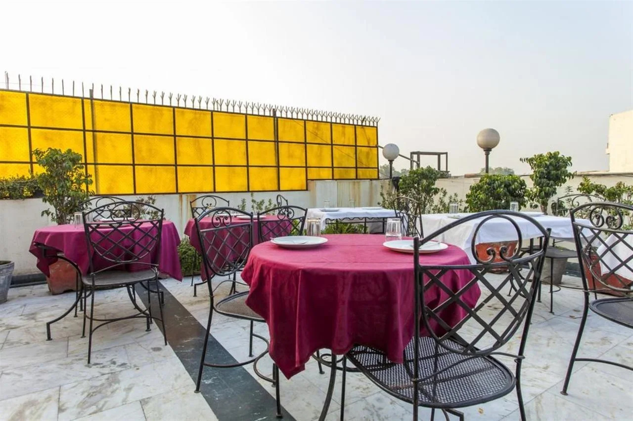 Photo - Hotel Sunstar Residency