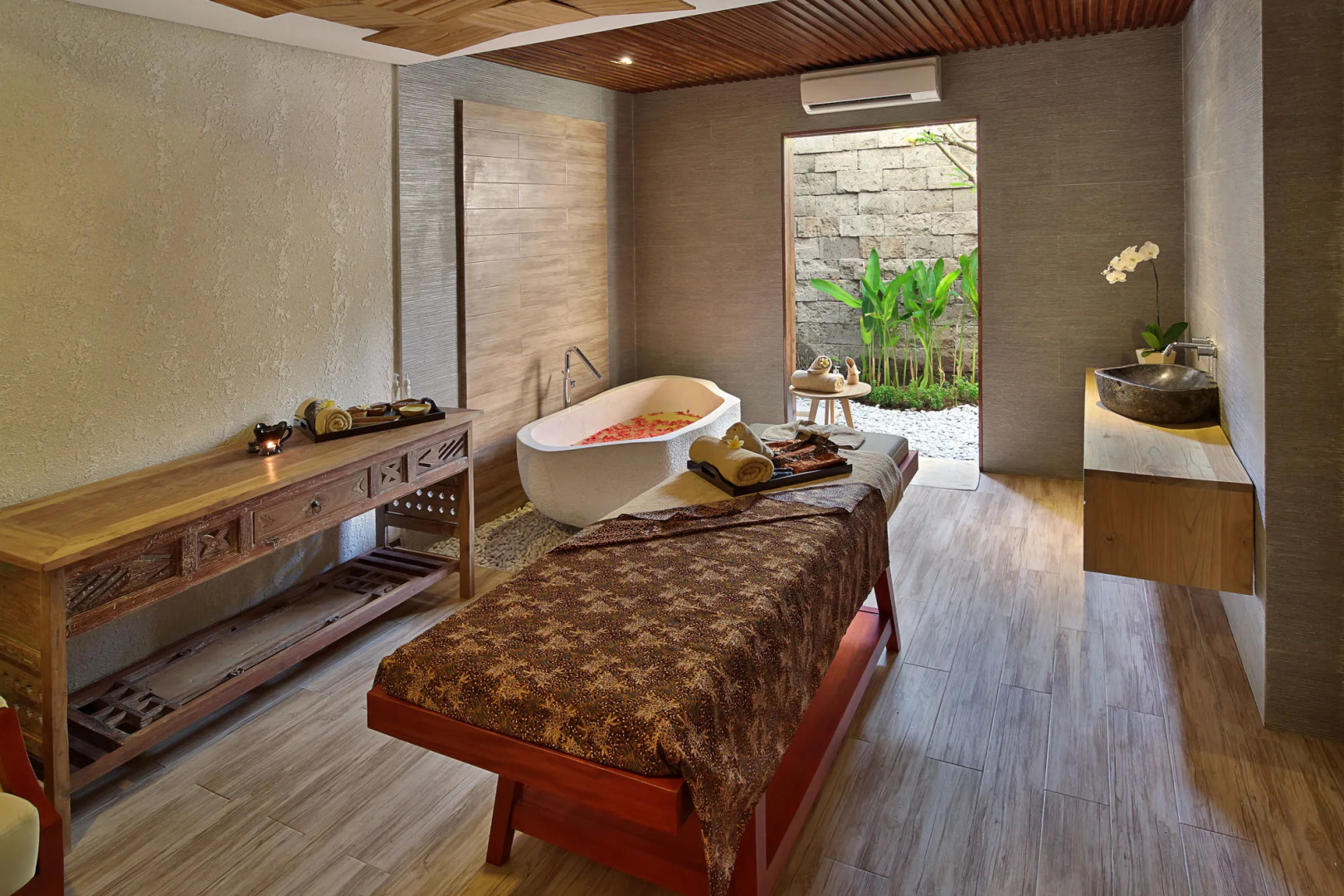 Photo - Jimbaran Bay Beach Resort and Spa by Prabhu