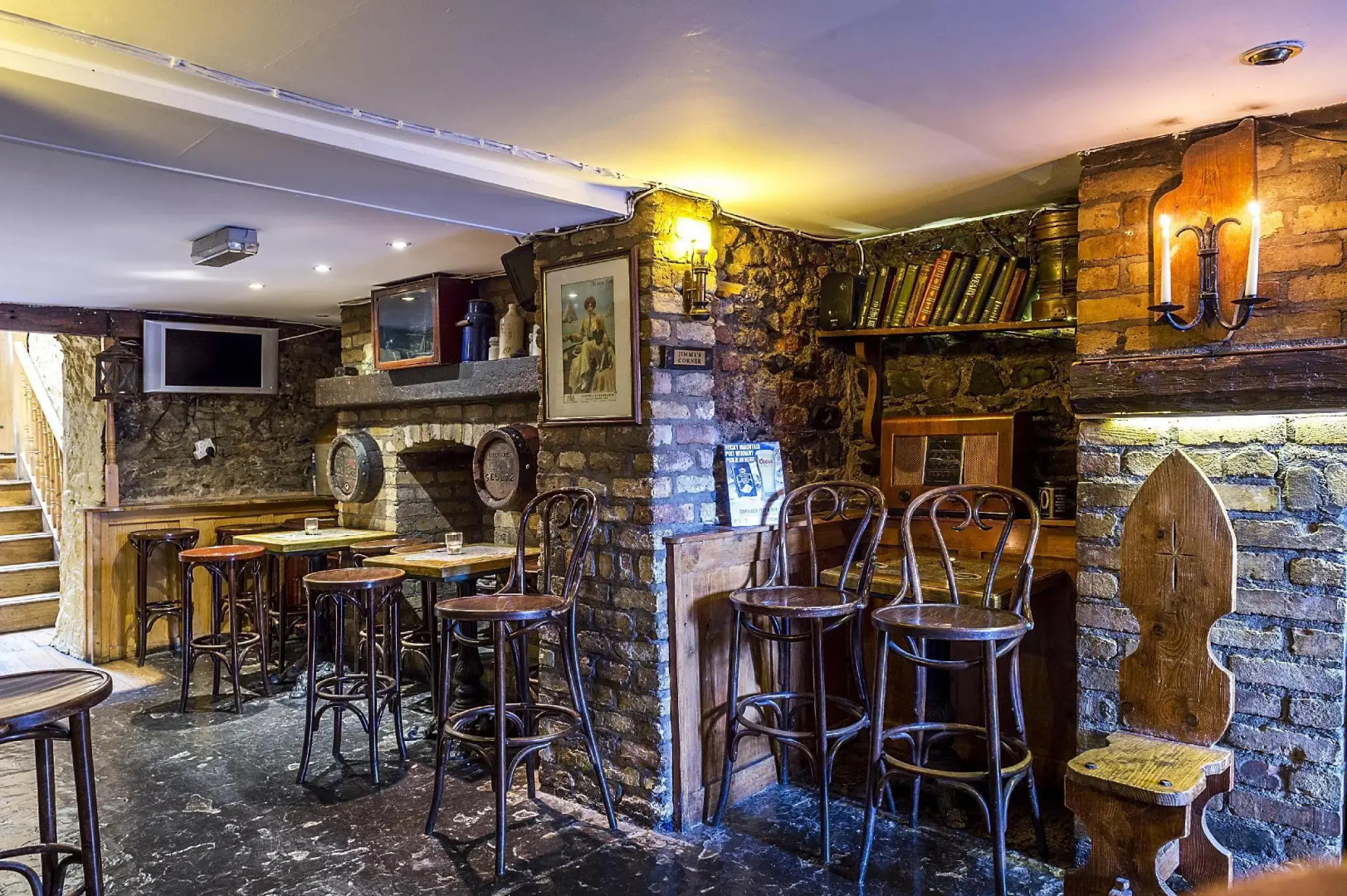 Photo - Uppercross House Hotel