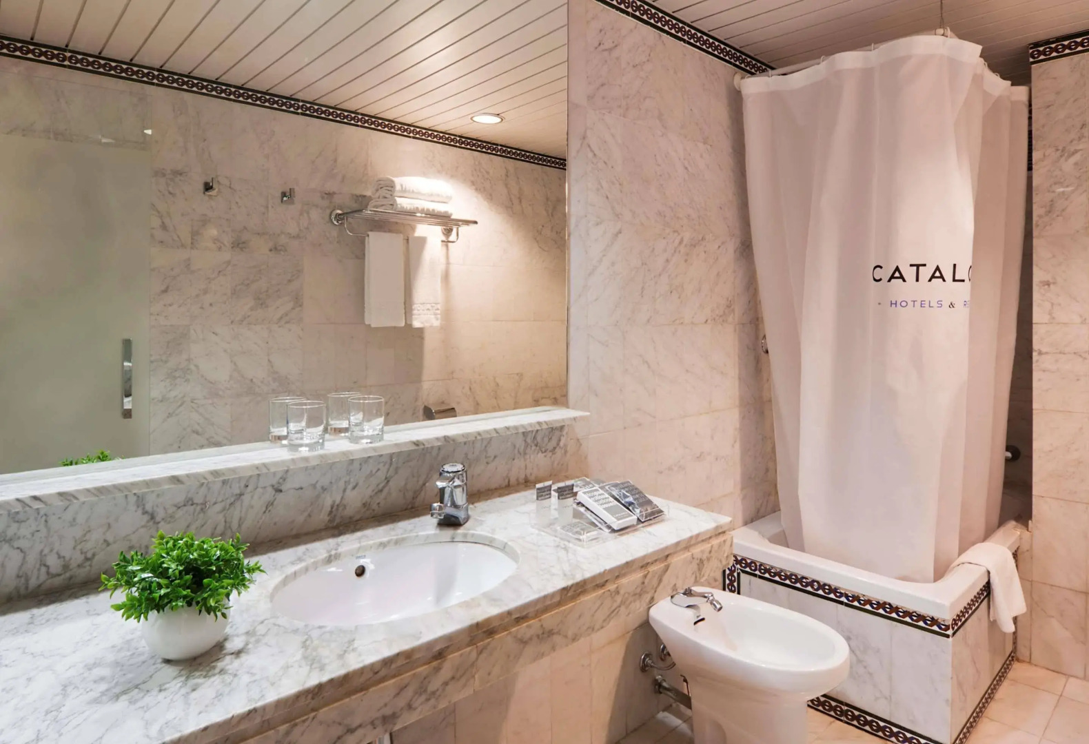 Foto - Catalonia Hispalis