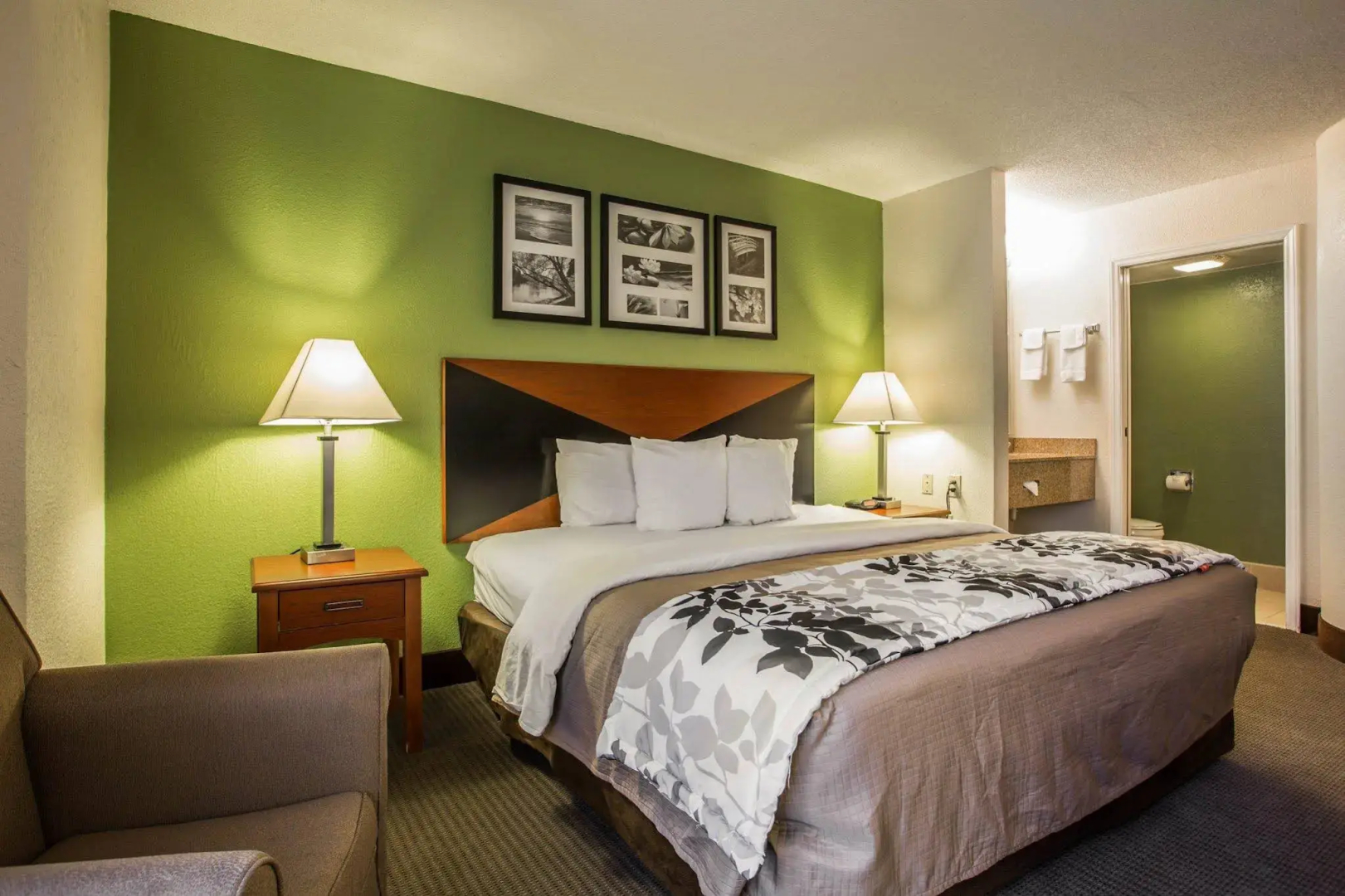 Photo - Sleep Inn Northlake
