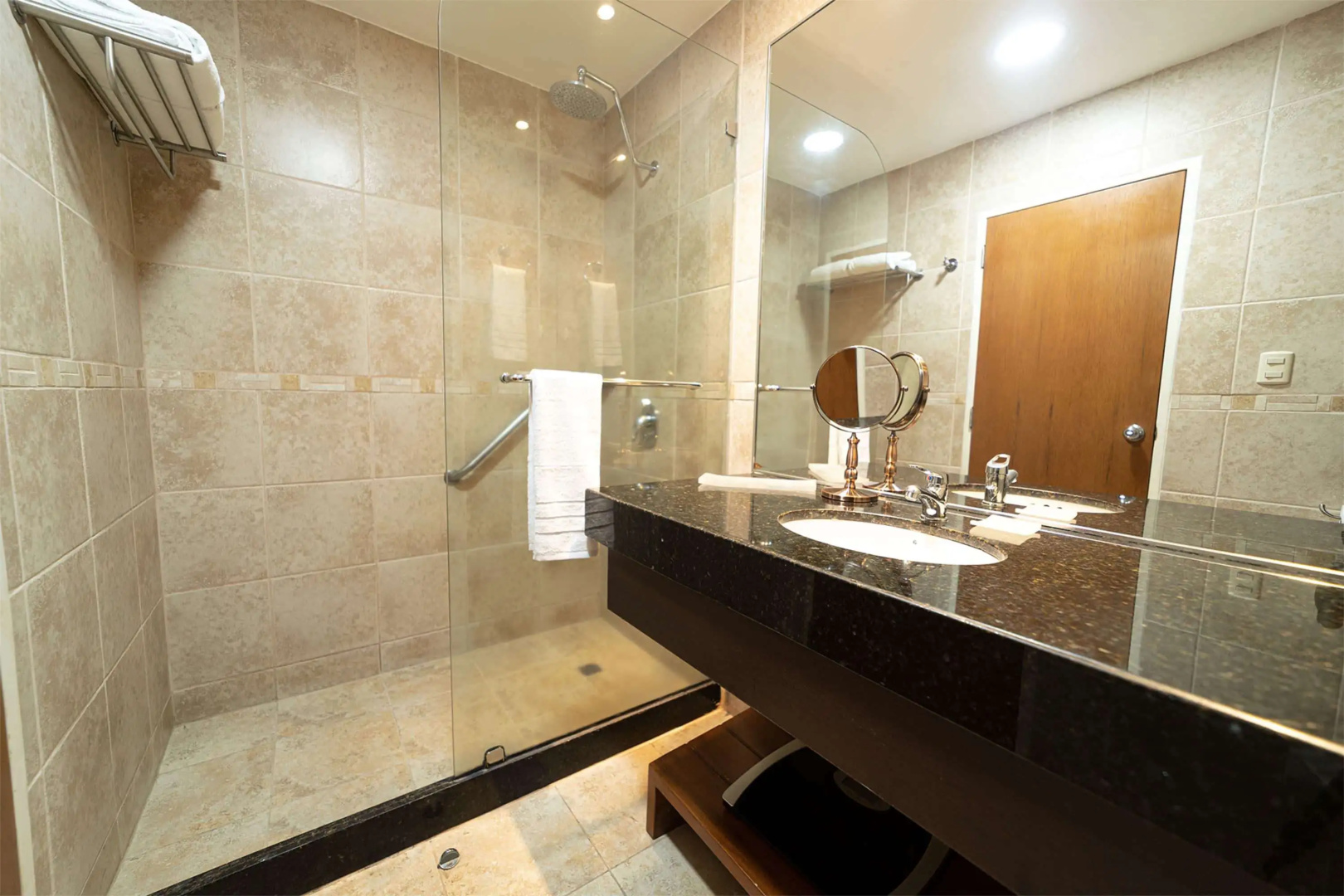 Foto - TRYP by Wyndham Guayaquil Airport