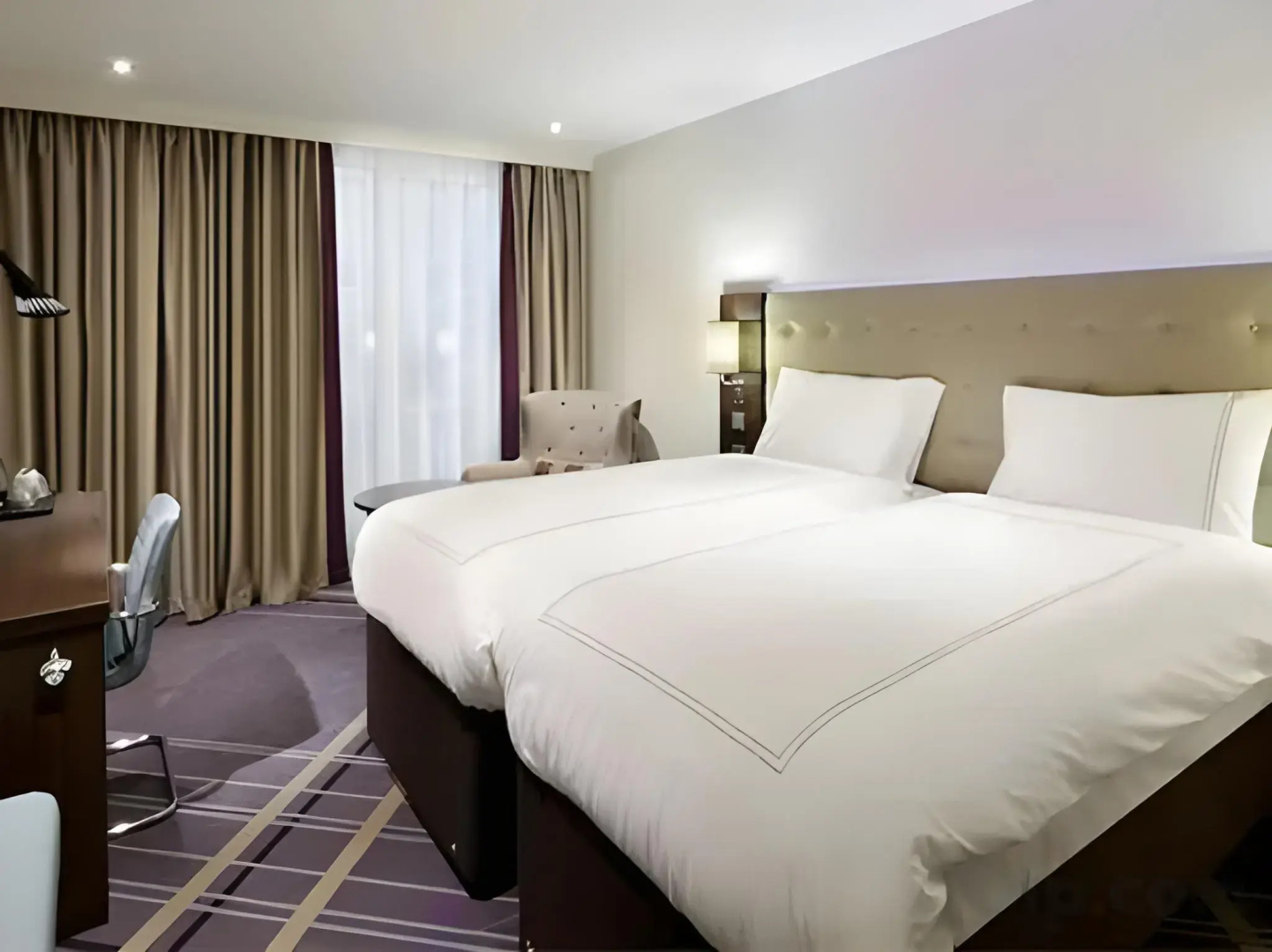 Photo - Premier Inn Düsseldorf City Friedrichstadt