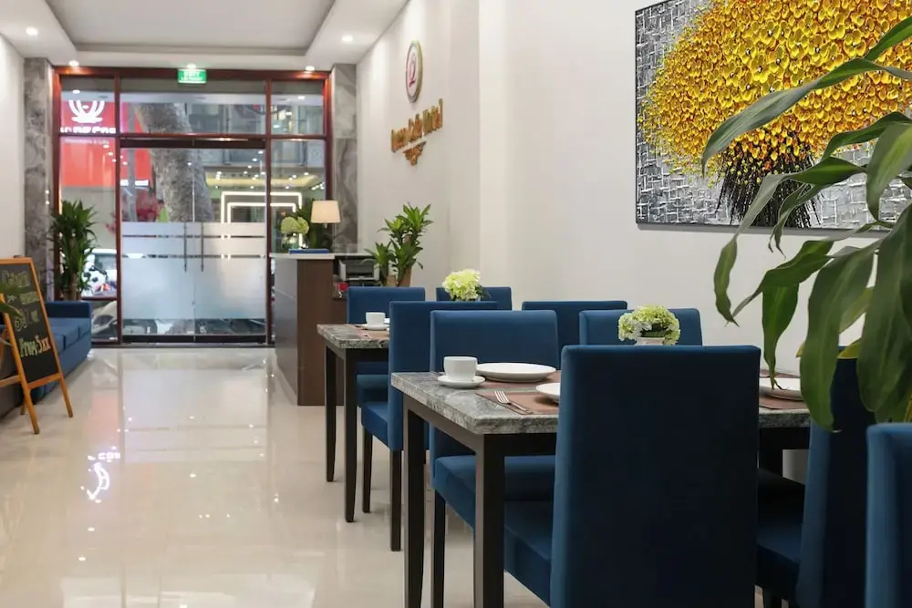 Photo - Queen Cafe Hotel