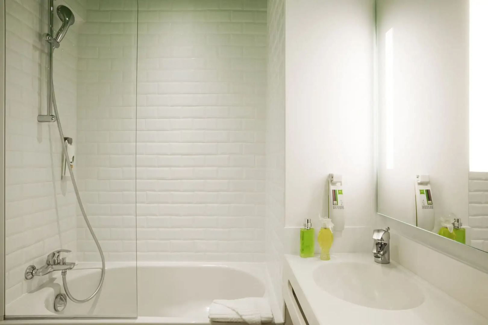 Photo - ibis Styles Paris Buttes-Chaumont