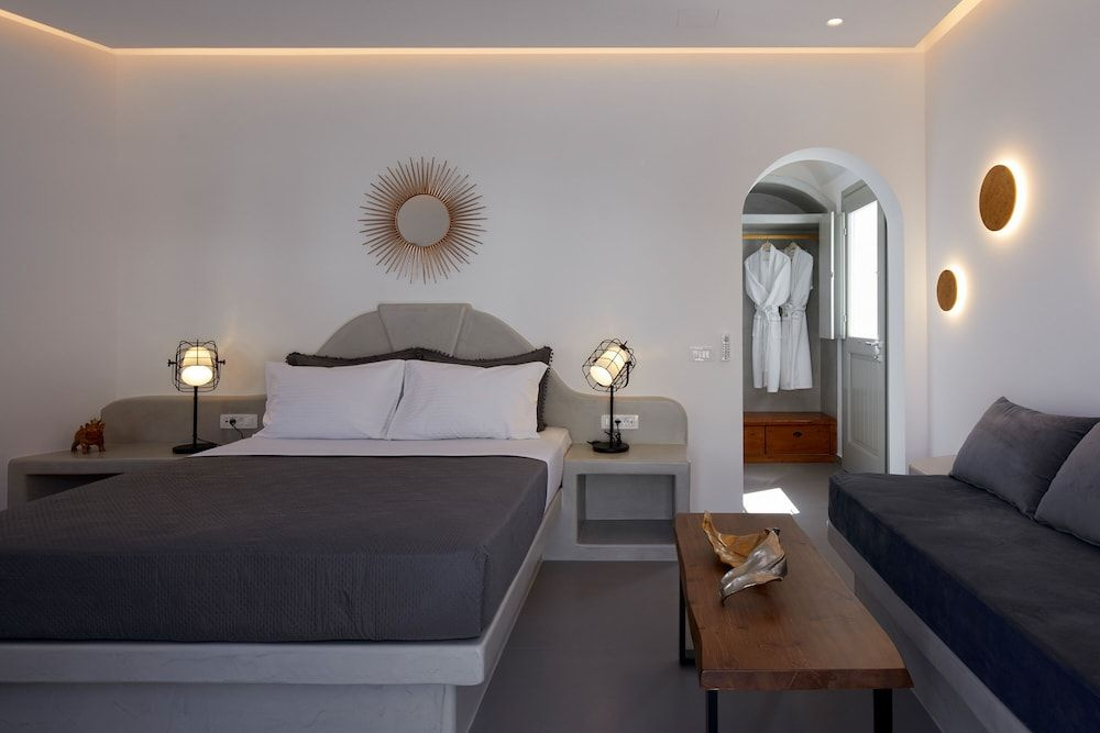 Photo - Mountain and Sea Suites