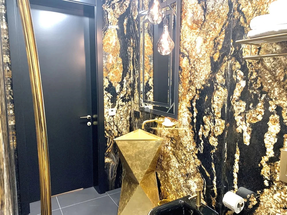 Photo - 30th+ Floor Apartments in Sky Tower