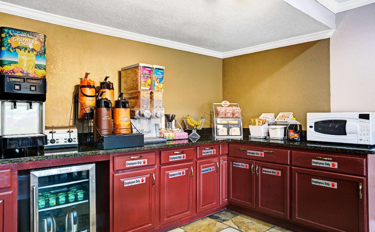 Photo - Motel 6 Atlanta, GA – Atlanta Airport East