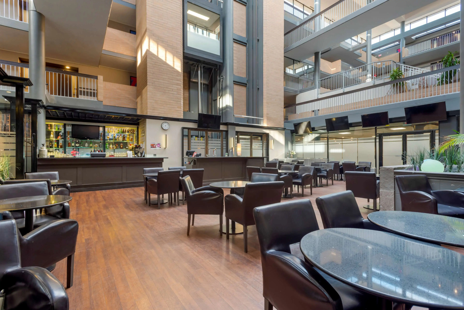 Photo - Coast Calgary University Area Hotel by APA
